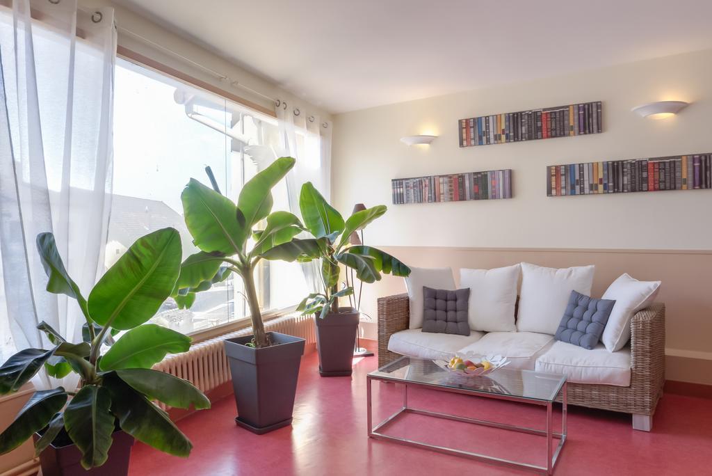 Hotel Le Bourgogne Cuiseaux Room photo