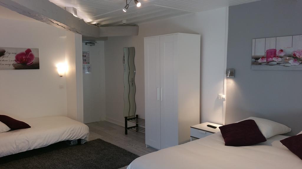 Hotel Le Bourgogne Cuiseaux Room photo